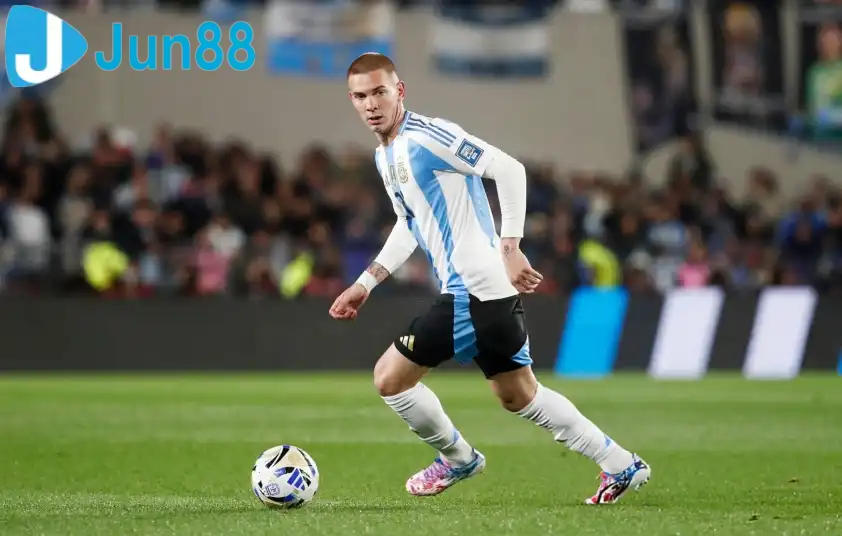 Mastantuono được kỳ vọng sẽ tiếp nối thành công từ Messi Mastantuono được kỳ vọng sẽ tiếp nối thành công từ Messi
