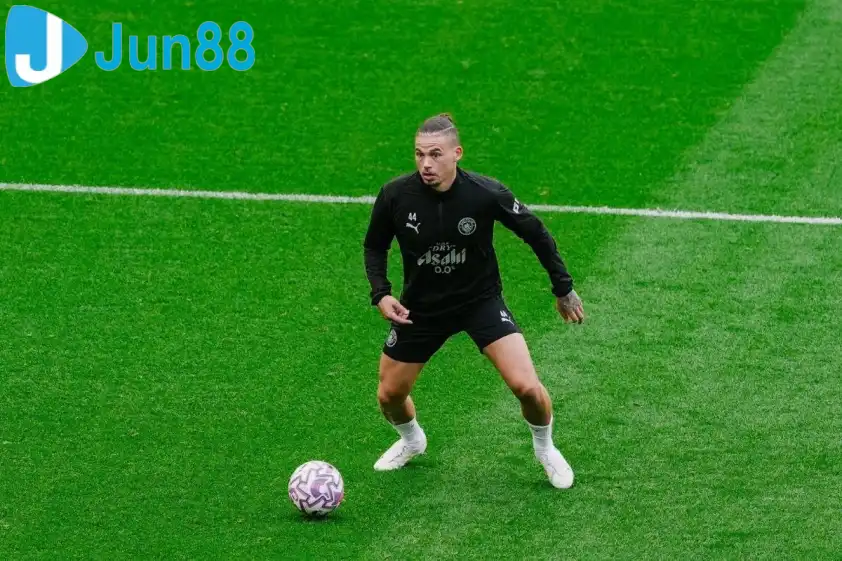 Kalvin Phillips được đưa trở lại đội một Man City (Ảnh: Trang chủ CLB).